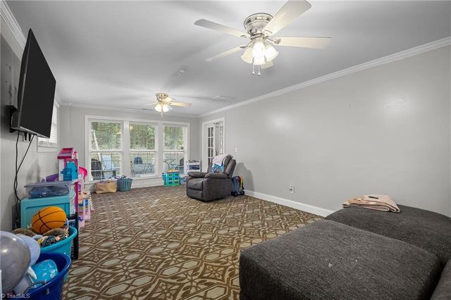 223 S Westwood Avenue, Thomasville, NC 27360