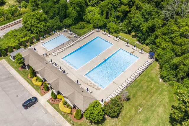 924 Fairdale Ct, Nashville, TN 37221
