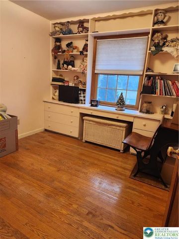 151 Garden Terrace, Nazareth Boro, PA 18064