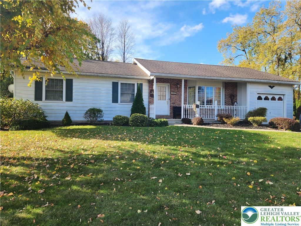 151 Garden Terrace, Nazareth Boro, PA 18064