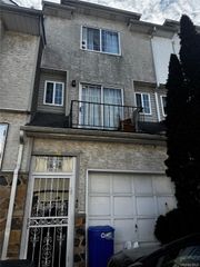 40 Scenic Lane, Staten Island, NY 10304