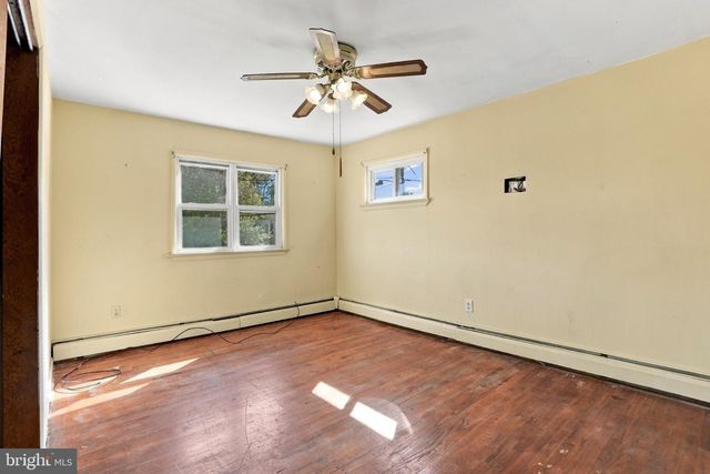 200 KING AVE, Trenton, NJ 08638