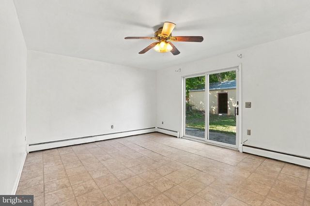 200 KING AVE, Trenton, NJ 08638