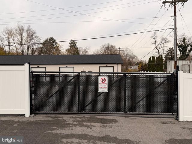 7025 UNIT 4 BRISTOL PIKE, Levittown, PA 19057