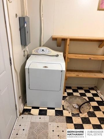 3812 Vinton Street, Omaha, NE 68105