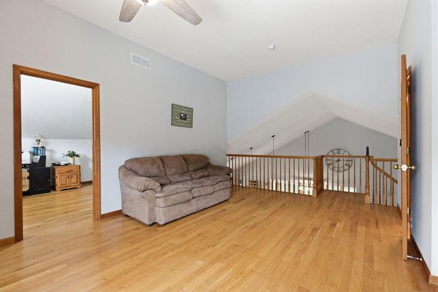 3720 N HINSHAW DR, Columbia, MO 65202