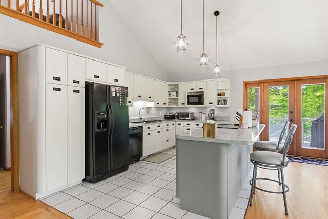 3720 N HINSHAW DR, Columbia, MO 65202