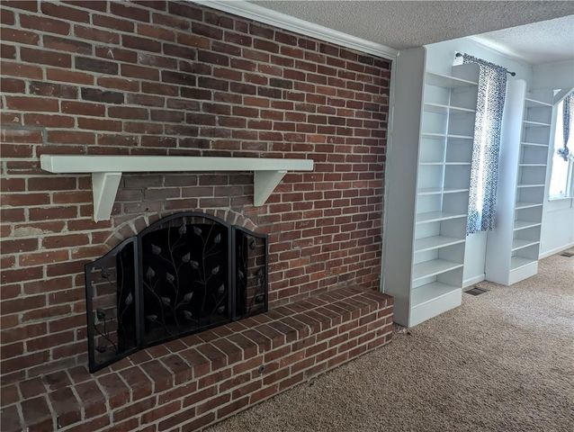 612 W Cherry Street, Nevada, MO 64772