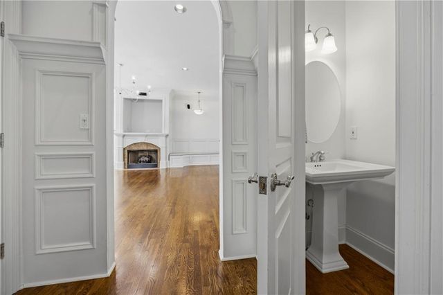 574 EAST Avenue NE, Atlanta, GA 30312