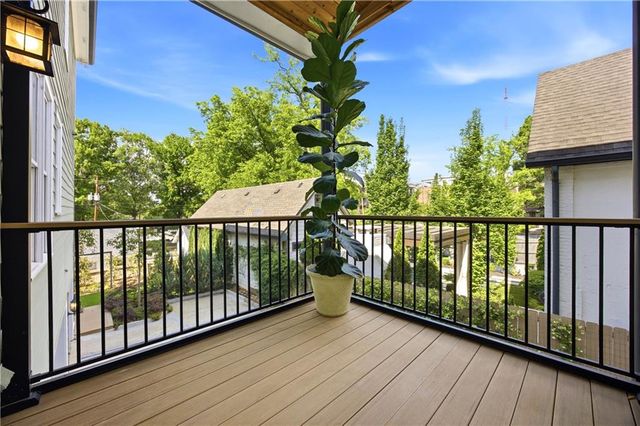 574 EAST Avenue NE, Atlanta, GA 30312