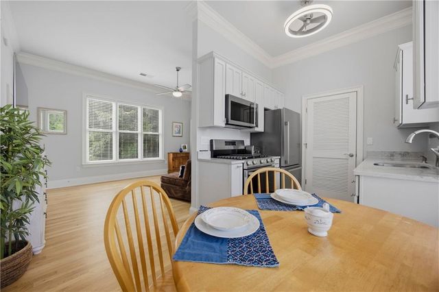 574 EAST Avenue NE, Atlanta, GA 30312