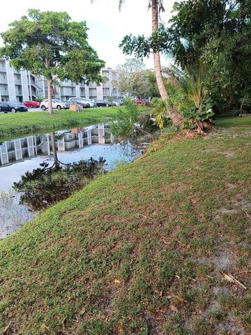2768 NW 47th Lane 2803, Lauderdale Lakes, FL 33313