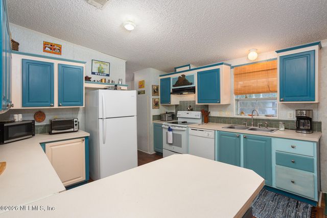 106 WATEROAK Road, Satsuma, FL 32189