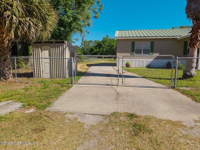 106 WATEROAK Road, Satsuma, FL 32189