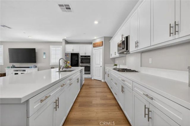 30650 White Pines Drive, Menifee, CA 92584