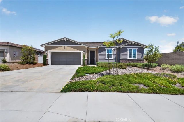 30650 White Pines Drive, Menifee, CA 92584