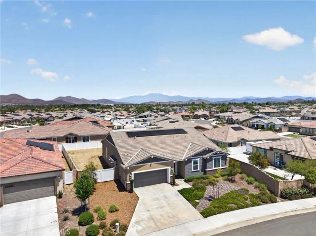 30650 White Pines Drive, Menifee, CA 92584