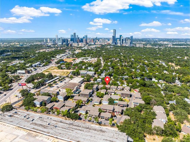 2215 Post RD 2072, Austin, TX 78704