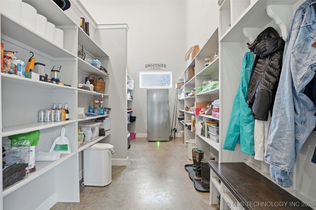 14215 E 208th Street, Bixby, OK 74008