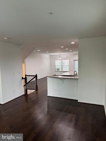 19501 VAUGHN LANDING DR, Germantown, MD 20874