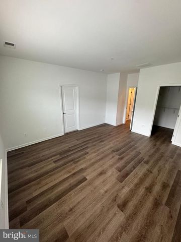 19501 VAUGHN LANDING DR, Germantown, MD 20874