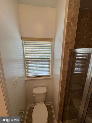 19501 VAUGHN LANDING DR, Germantown, MD 20874