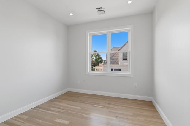 5 Vassall Street 5, Quincy, MA 02170