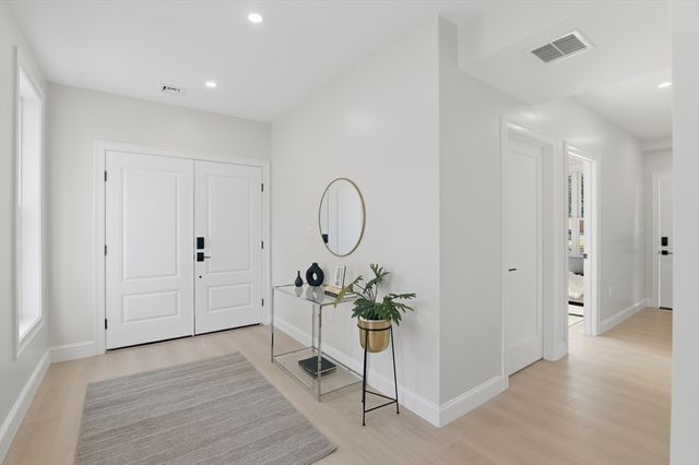 5 Vassall Street 5, Quincy, MA 02170