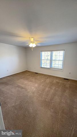 5207 HARBOR COURT DR, Alexandria, VA 22315