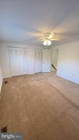 5207 HARBOR COURT DR, Alexandria, VA 22315