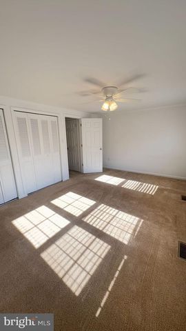 5207 HARBOR COURT DR, Alexandria, VA 22315