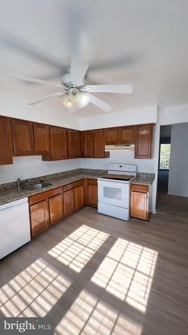 5207 HARBOR COURT DR, Alexandria, VA 22315