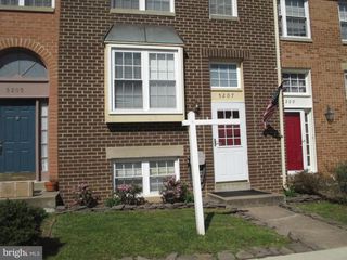 5207 HARBOR COURT DR, Alexandria, VA 22315