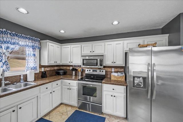 114 Locust Ridge Road, Frankfort, KY 40601