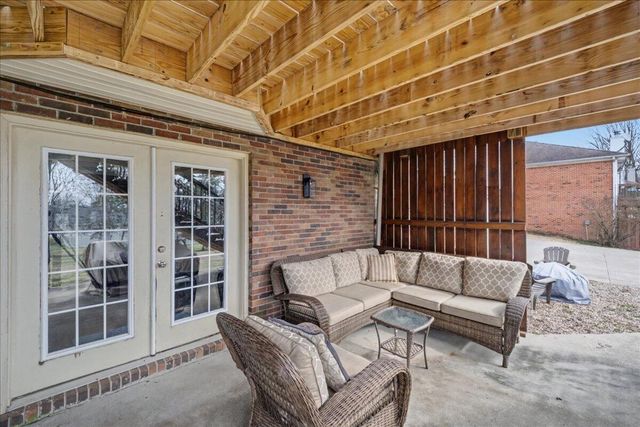 114 Locust Ridge Road, Frankfort, KY 40601