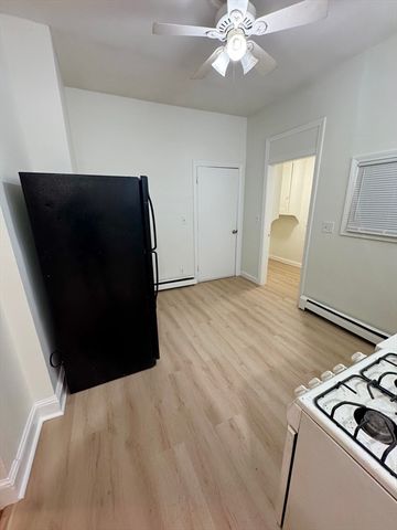 36 Sagamore St 3, Lynn, MA 01902