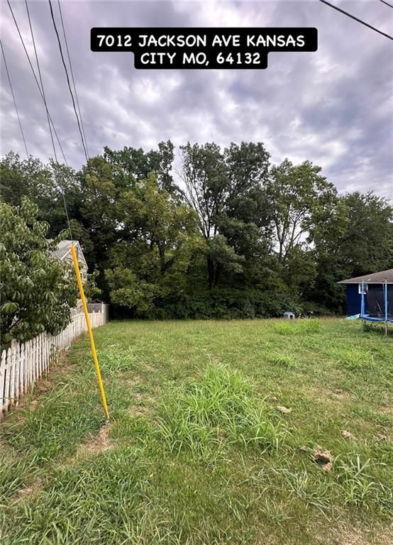 7012 Jackson Avenue, Kansas City, MO 64132