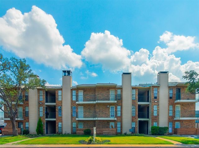 9520 Royal Lane 317, Dallas, TX 75243