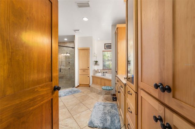 20005 NW 135TH AVENUE, Micanopy, FL 32667