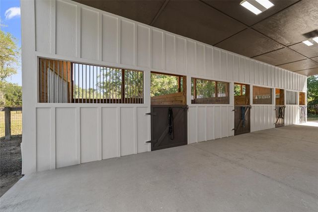 20005 NW 135TH AVENUE, Micanopy, FL 32667