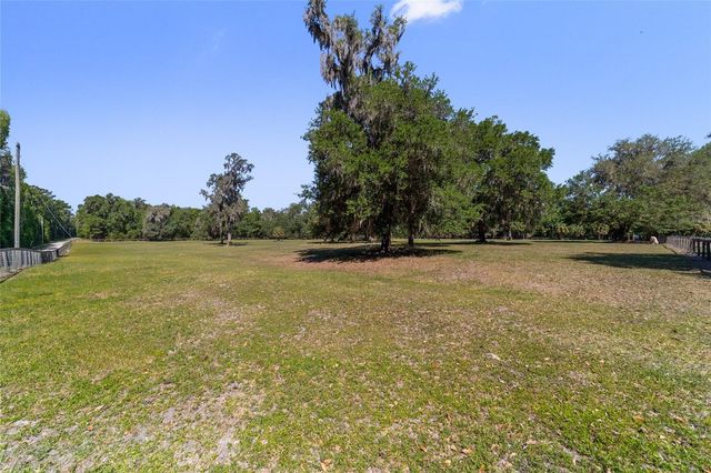 20005 NW 135TH AVENUE, Micanopy, FL 32667