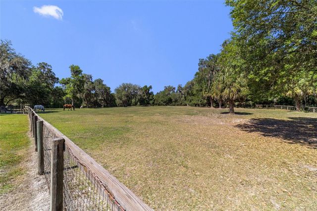 20005 NW 135TH AVENUE, Micanopy, FL 32667