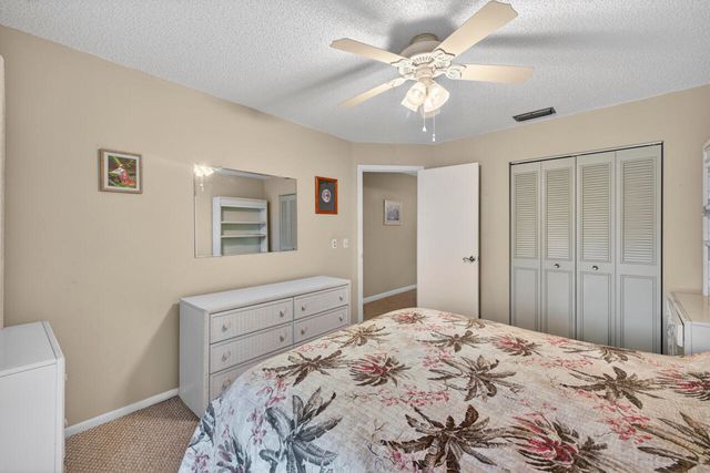 1 Lake Vista Trl Apt 207, Port St Lucie, FL 34952