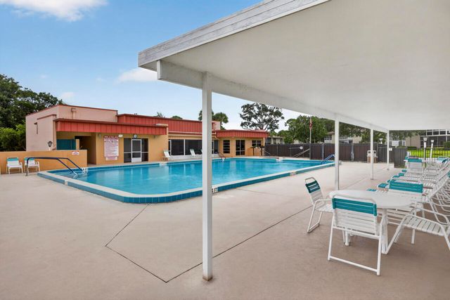 1 Lake Vista Trl Apt 207, Port St Lucie, FL 34952