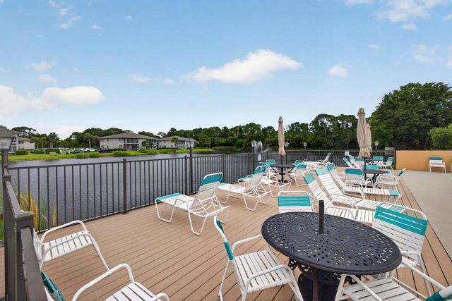 1 Lake Vista Trl Apt 207, Port St Lucie, FL 34952