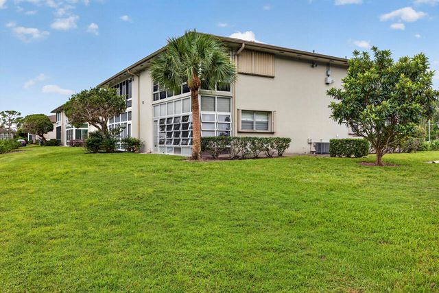 1 Lake Vista Trl Apt 207, Port St Lucie, FL 34952