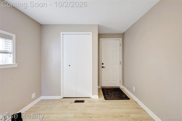1870 Orchid Street, Waterford Charter Township, MI 48328