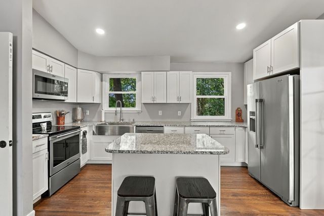 7002 Cortez Ct, Hermitage, TN 37076