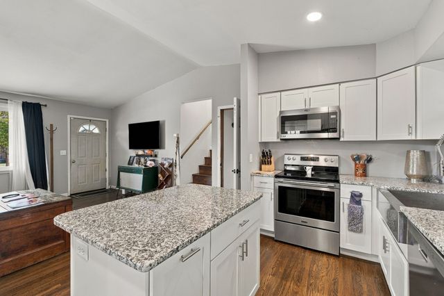 7002 Cortez Ct, Hermitage, TN 37076
