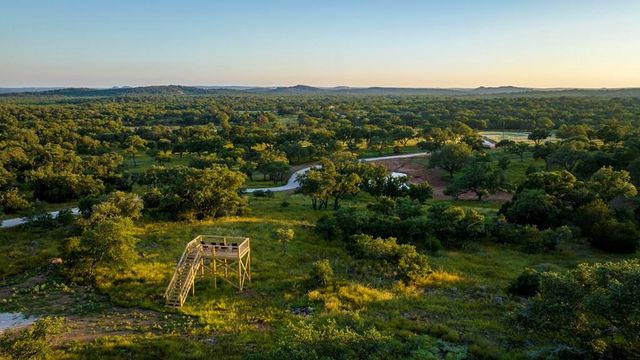 3736-2 County Rd. 113, Llano, TX 78643